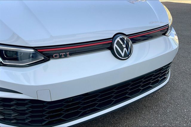 2024 Volkswagen Golf Gti 2.0T S photo