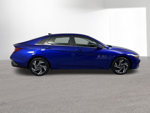 Used 2025 Hyundai Elantra Hybrid For Sale in Indianapolis, IN