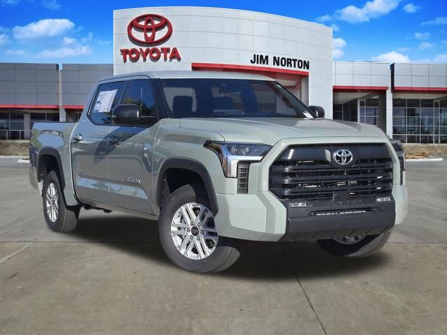 Lunar 2026 Toyota Tundra Pickup Truck Four-Wheel Drive Automatic