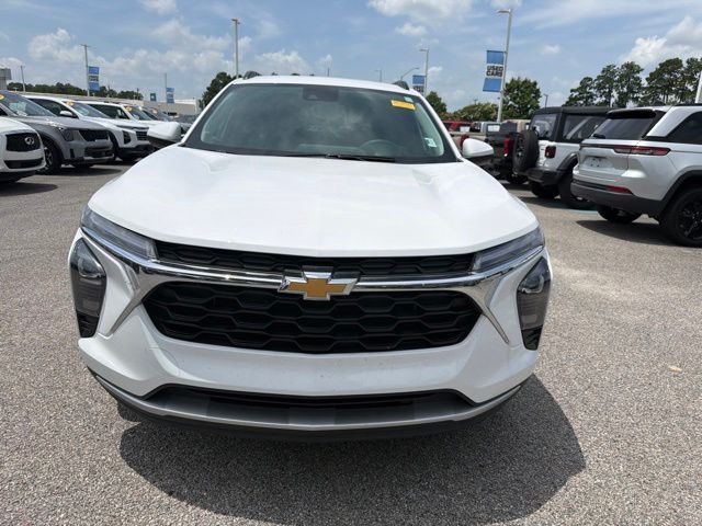 Used 2025 Chevrolet Trax SUV