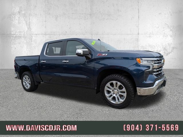 2023 Chevrolet Silverado 1500 LTZ Crew Cab 4WD