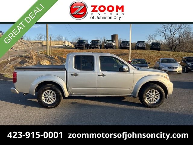 Brilliant Silver 2014 Nissan Frontier SV Crew Cab Pickup Truck 4X2 5-Speed Automatic Overdrive
