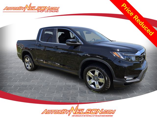 Black 2025 Honda Ridgeline Pickup Truck All-Wheel Drive 9-Speed Automatic