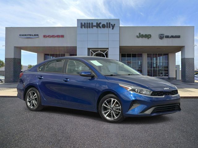 Deep Sea Blue 2022 Kia Forte LXS FWD Sedan Front-Wheel Drive Continuously Variable Transmission