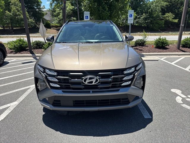 Used 2025 Beige Hyundai SEL Convenience image 14