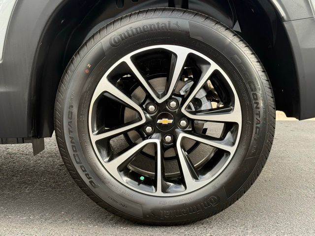 new 2026 Chevrolet TrailBlazer car, priced at $29,175