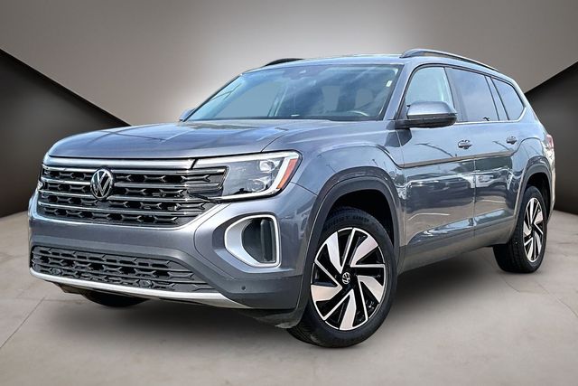 White 2024 Volkswagen Atlas SE FWD with Technology SUV / Crossover Front-Wheel Drive 8-Speed Automatic