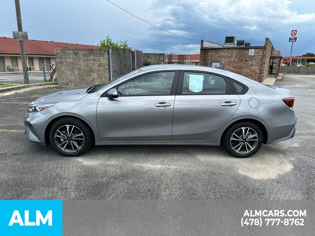 Used 2023 Gray Kia LXS image 9