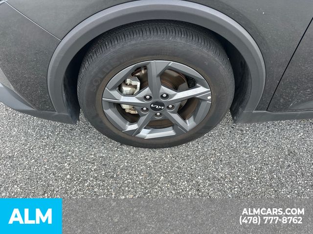 Used 2025 Gray Kia LXS image 12