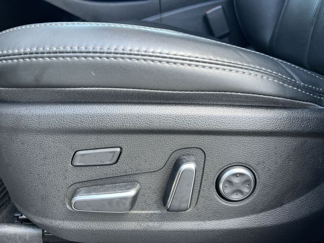Used 2023 Gray Hyundai Calligraphy image 35