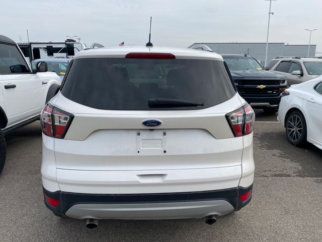 2017 Ford Escape Titanium 10