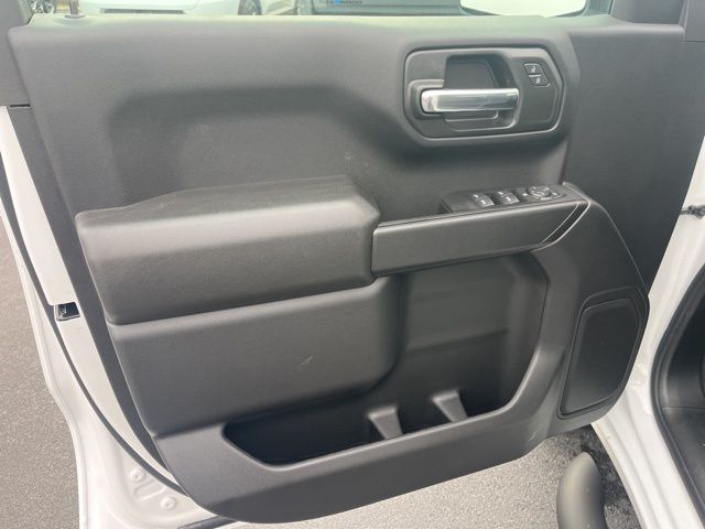 2026 Chevrolet Silverado 1500 Custom:45220