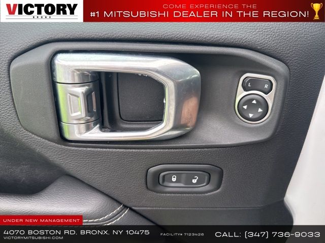 2023 Jeep Wrangler Sahara 4xe photo