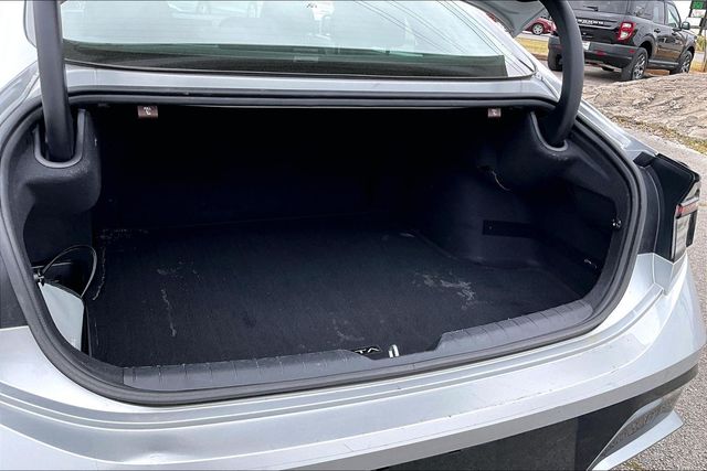 Used 2024 Hyundai Sonata Hybrid SEL 4D Sedan