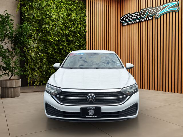 2024 Volkswagen Jetta Thumbnail