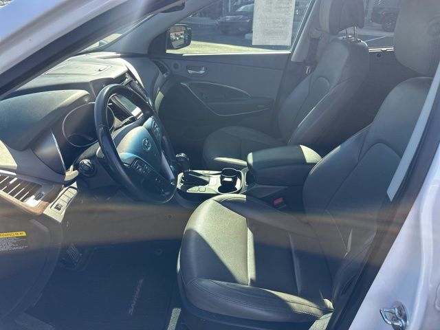 Used 2018 White Hyundai 2.4 Base image 26