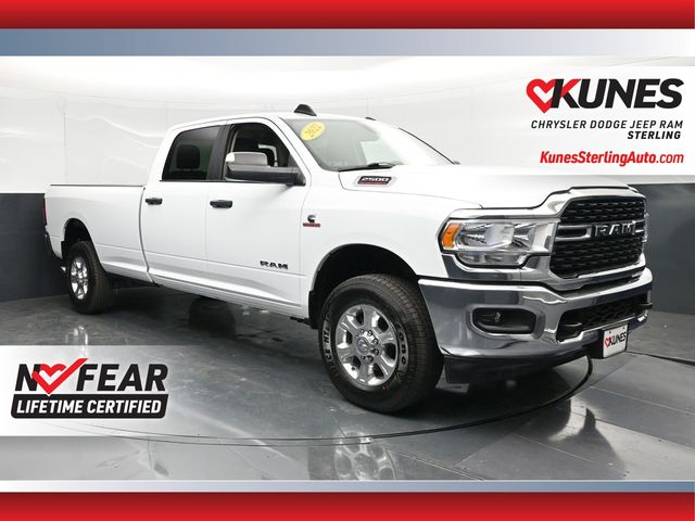 Bright White Clearcoat 2022 RAM 2500 Pickup Truck Four-Wheel Drive 6-Speed Automatic