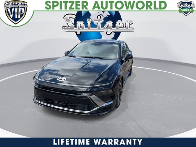 New 2026 Black Hyundai SEL Sport image 3