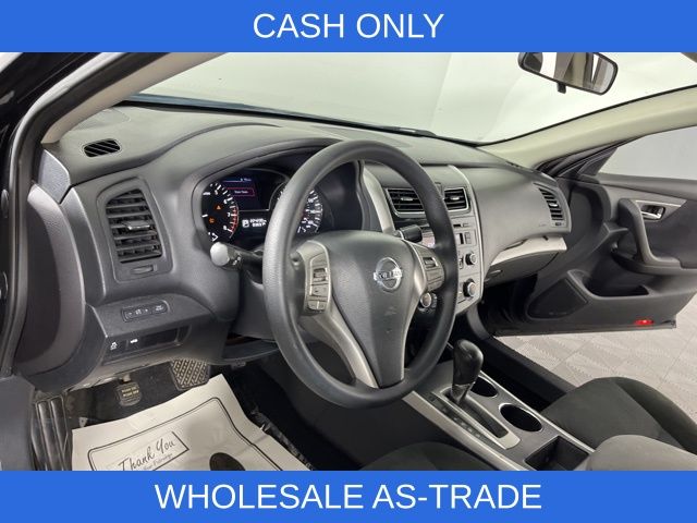 2015 Super Black Clearcoat Nissan Altima 2.5 S FWD Sedan