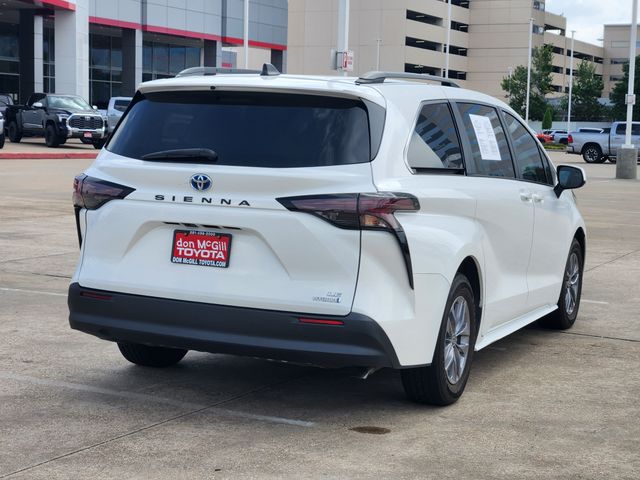 2024 Toyota Sienna LE White at Gullo Toyota