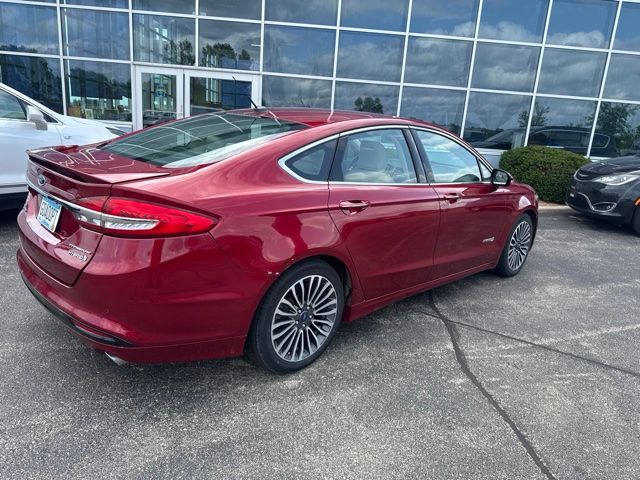 Used 2017  Ford Titanium image 3