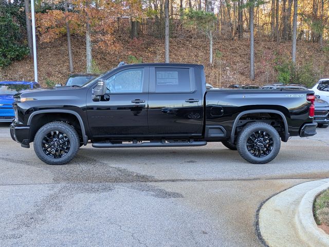 2025 Chevrolet Silverado 2500HD Custom photo