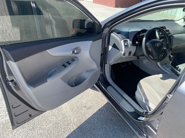 Used 2013 Toyota Corolla Sedan