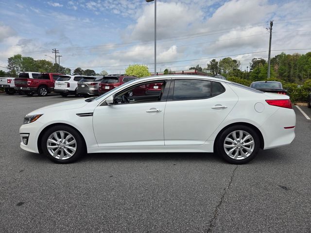 Used 2015 White Kia EX image 4