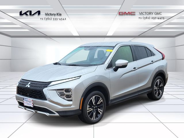2024 Mitsubishi Eclipse Cross SE's photo