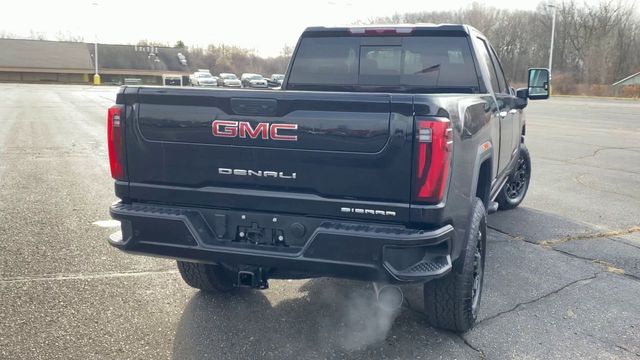 2024 GMC Sierra 3500HD Denali 7