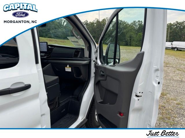 New 2025 White Ford XLT image 12
