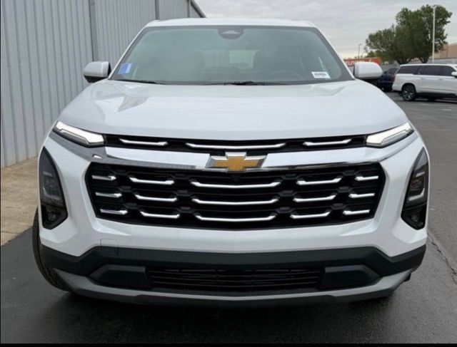 new 2026 Chevrolet Equinox car, priced at $33,790