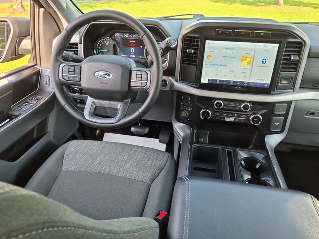 Used 2023 Blue Ford XLT image 30