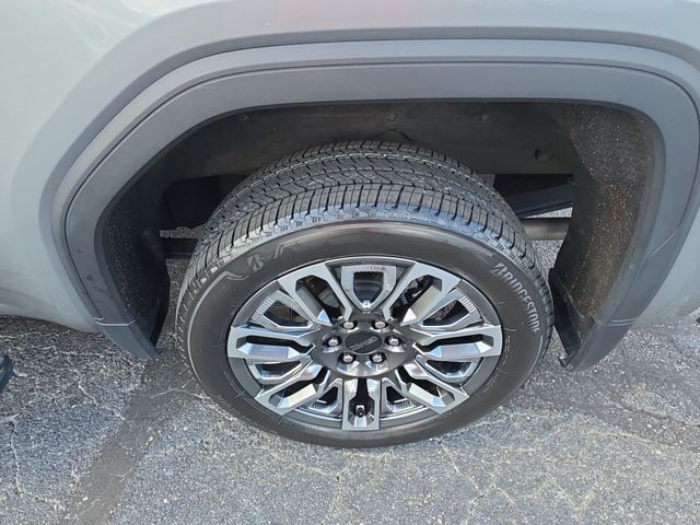 Used 2024 Silver GMC Denali Ultimate image 35