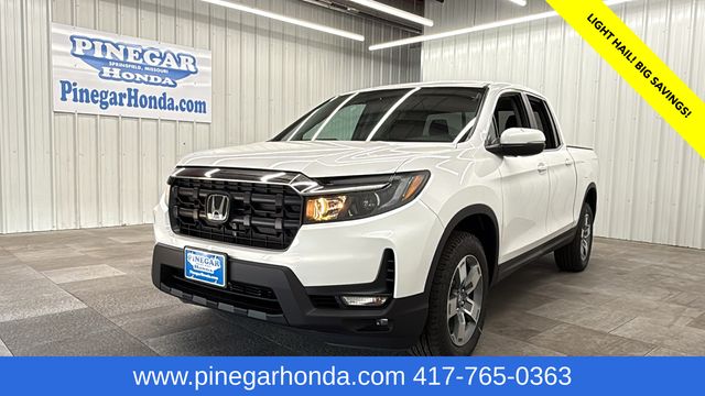 Platinum White Pearl 2026 Honda Ridgeline Pickup Truck All-Wheel Drive 9-Speed Automatic