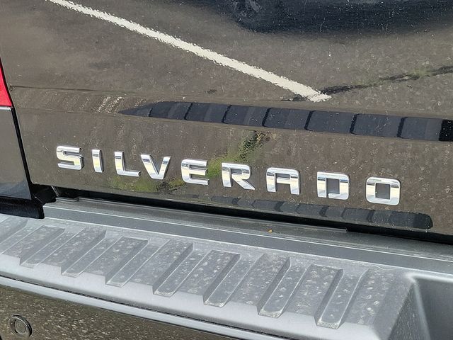 2018 Chevrolet Silverado 1500 High Country 33