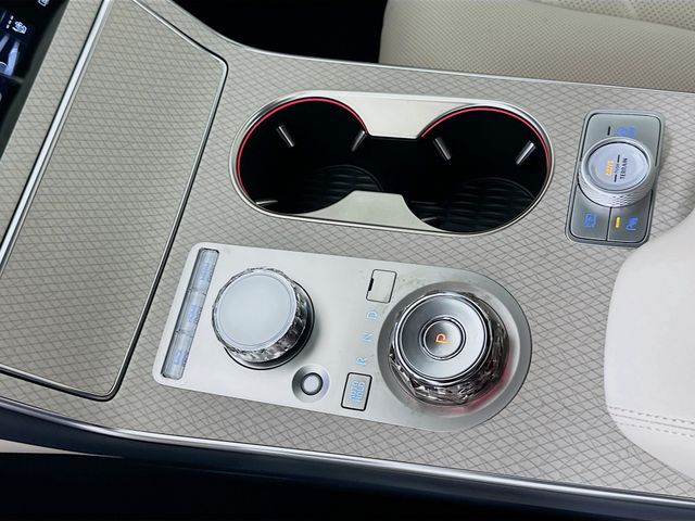 Thumbnail: 2026 Genesis GV80 - 15