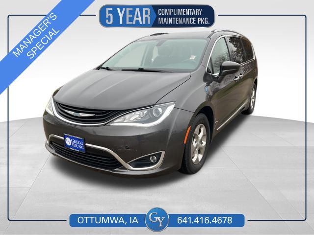 2019 Chrysler Pacifica Hybrid Touring L FWD