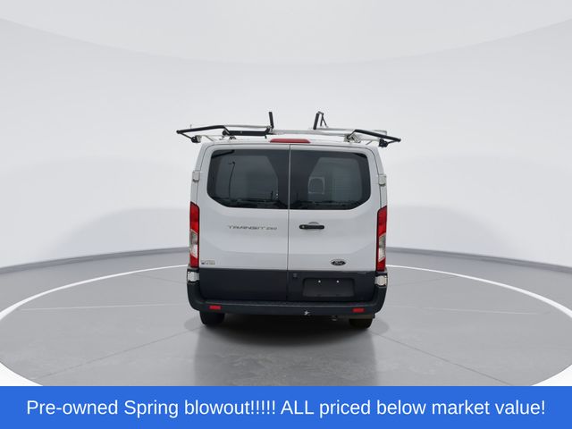 Used 2021 White Ford XL image 7
