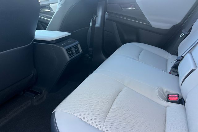 New 2026 White Subaru Limited image 9