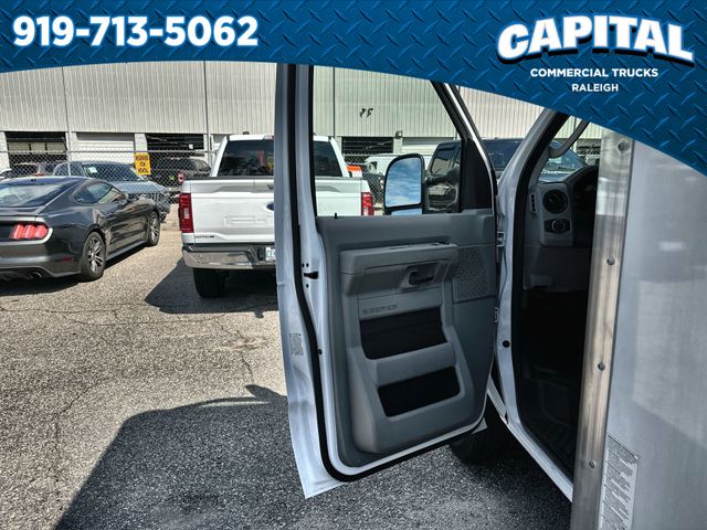 2024 Ford E-350 photo 16