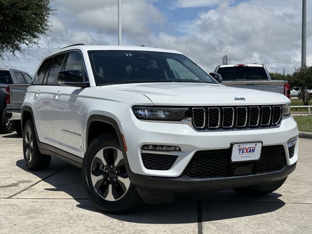 2024 Jeep Grand Cherokee 4xe White at South Houston Nissan
