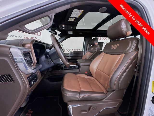 2024 Star White Metallic Tri-Coat Ford Super Duty F-450 DRW King Ranch DRW 4X4 Truck