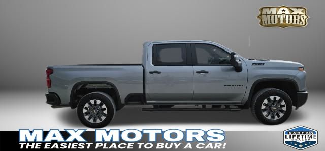 2024 Chevrolet Silverado 2500HD Custom 10