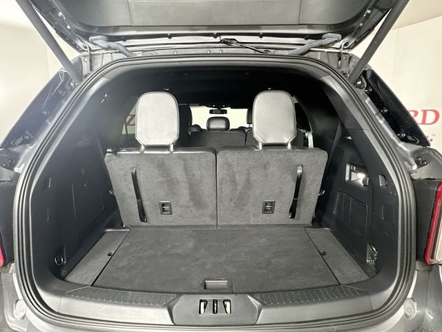 2022 Carbonized Gray Metallic Ford Explorer ST RWD SUV