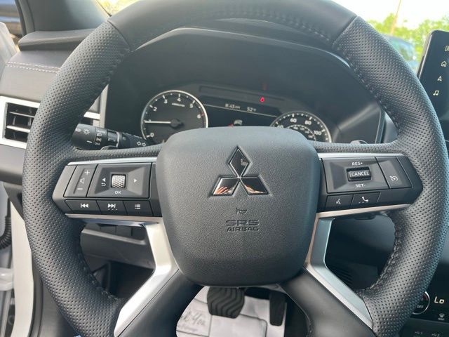MitsubishiOutlander24