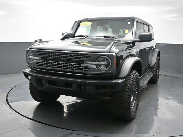 Shadow Black 2024 Ford Bronco SUV / Crossover Four-Wheel Drive Automatic