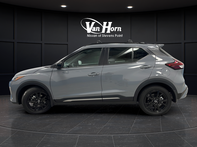 Used 2024 Boulder Gray Pearl Nissan SR image 5