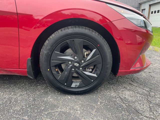 Used 2023 Hyundai Elantra Sedan