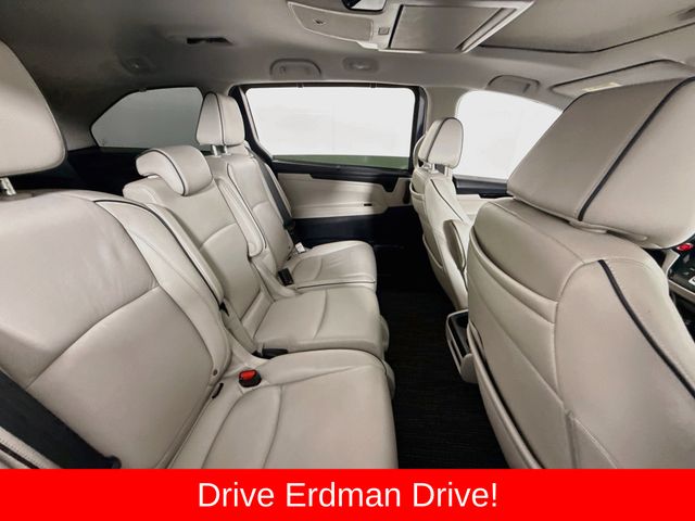 Used 2025 Honda Odyssey Van